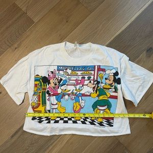 Vintage Cropped “Minnie’s Cafè Bar” Walt Disney Tee